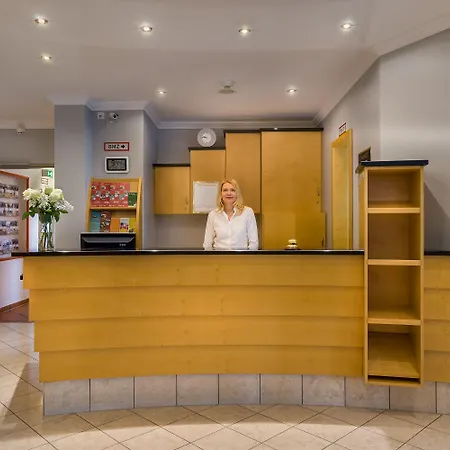 Mercure Hotel 3*
