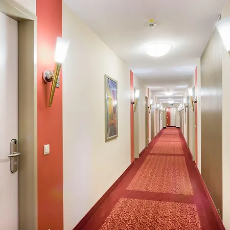 Mercure מלון