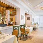 Hotell Mercure 3*