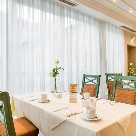 Mercure Hotel 3*